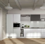 kuhinja Gloss minimalna bijela slikana s prednje strane