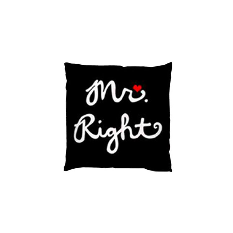 ukrasni jastuk Mr Right crne boje s bijelim slovima